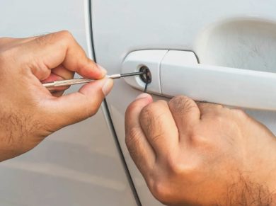 Вскрытие автомобильных замков