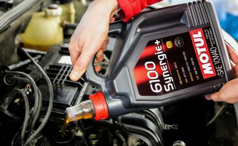 Преимущества моторных масел Motul для спортивных автомобилей